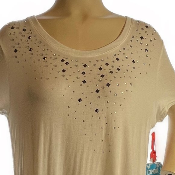 L'AMOUR WHITE SOFT EMBELISHED WITH RHINESTONES TEE NWT SIZE XL - Picture 3 of 4